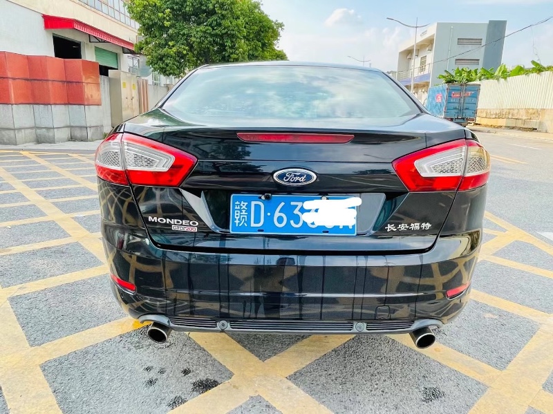 东莞12年福特蒙迪欧-致胜2