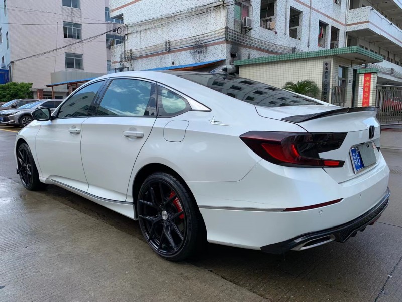 中山19年本田雅阁4