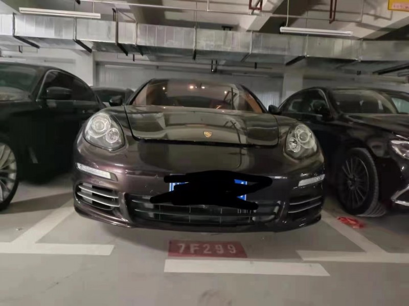 榆林15年保時捷帕拉梅拉1