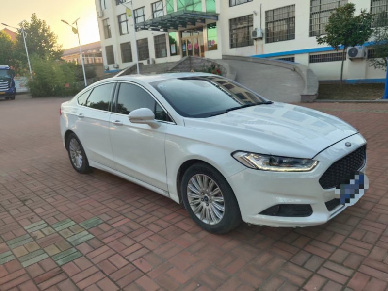 青岛16年福特蒙迪欧3