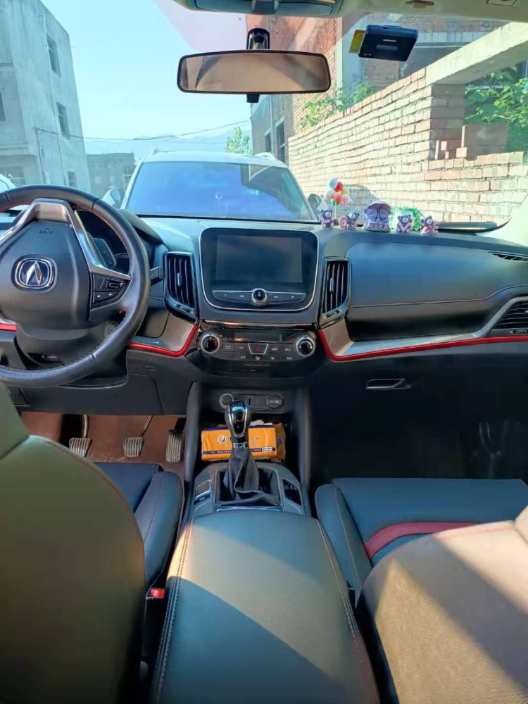 黃石19年長安汽車CS551