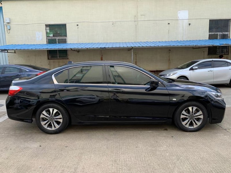 中山14年本田雅阁3