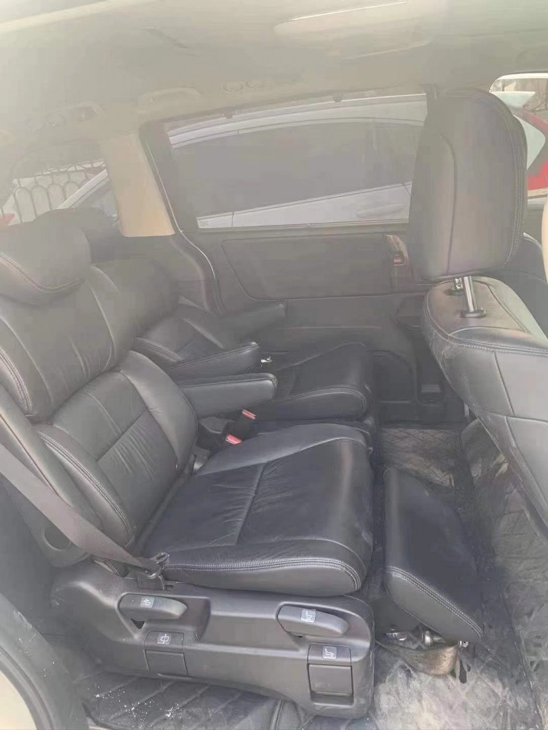 泰安17年本田奥德赛2