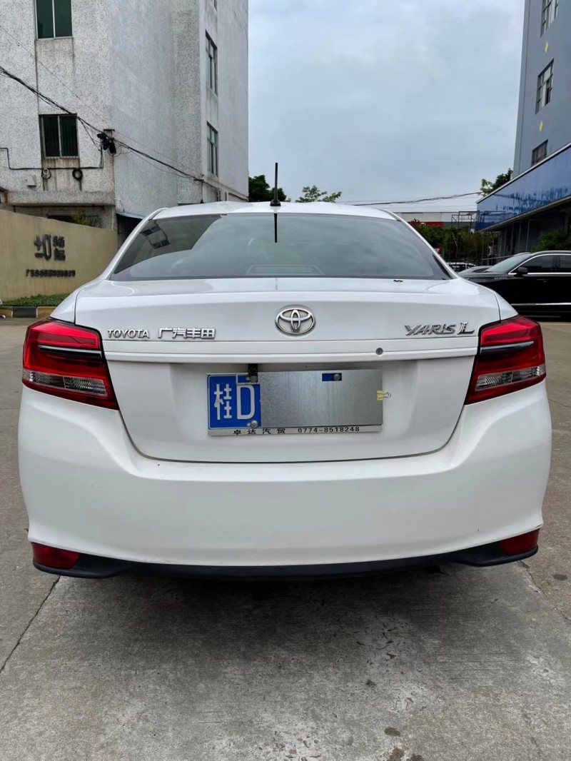 中山17年丰田YARiS L 致享4