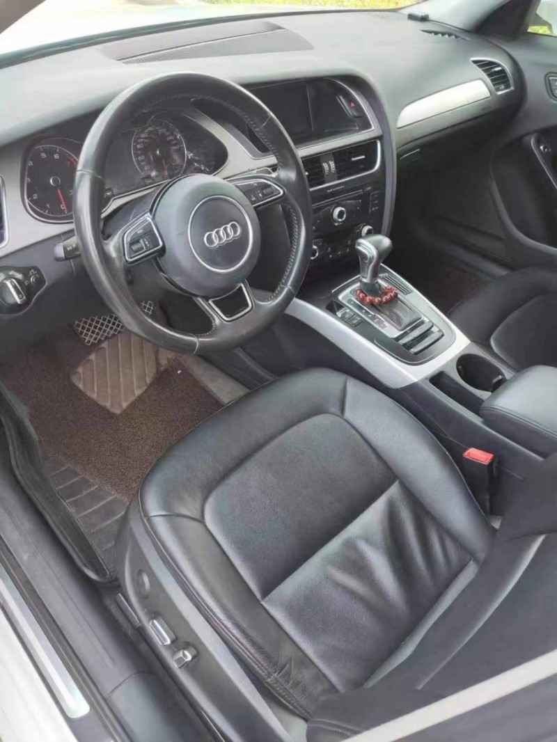 济宁15年奥迪A4L5