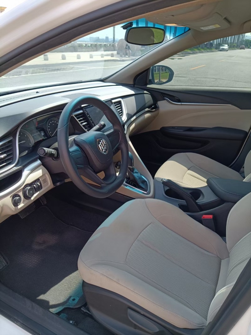 佛山20年别克英朗7