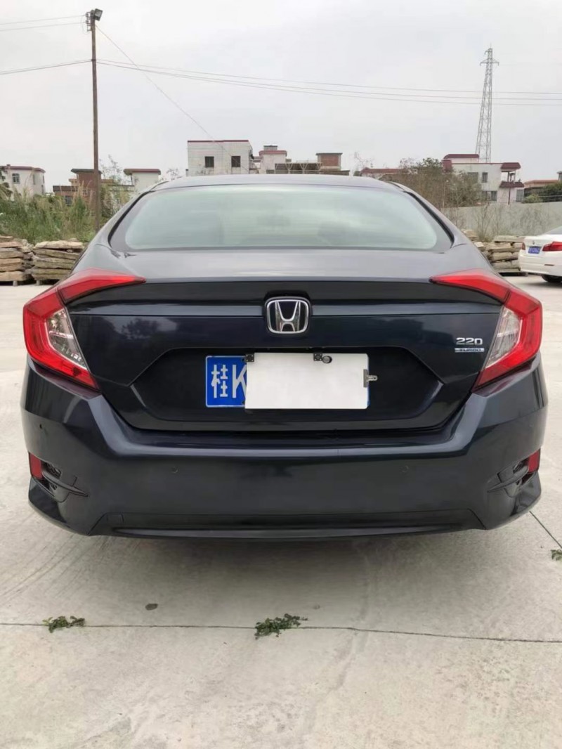 佛山17年本田思域4