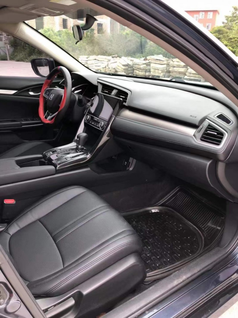 佛山17年本田思域6