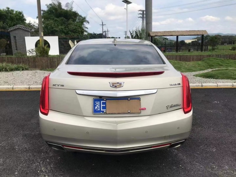 广州18年凯迪拉克XTS8