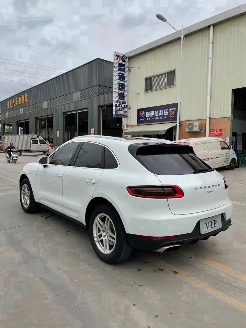 东莞16年保时捷Macan2