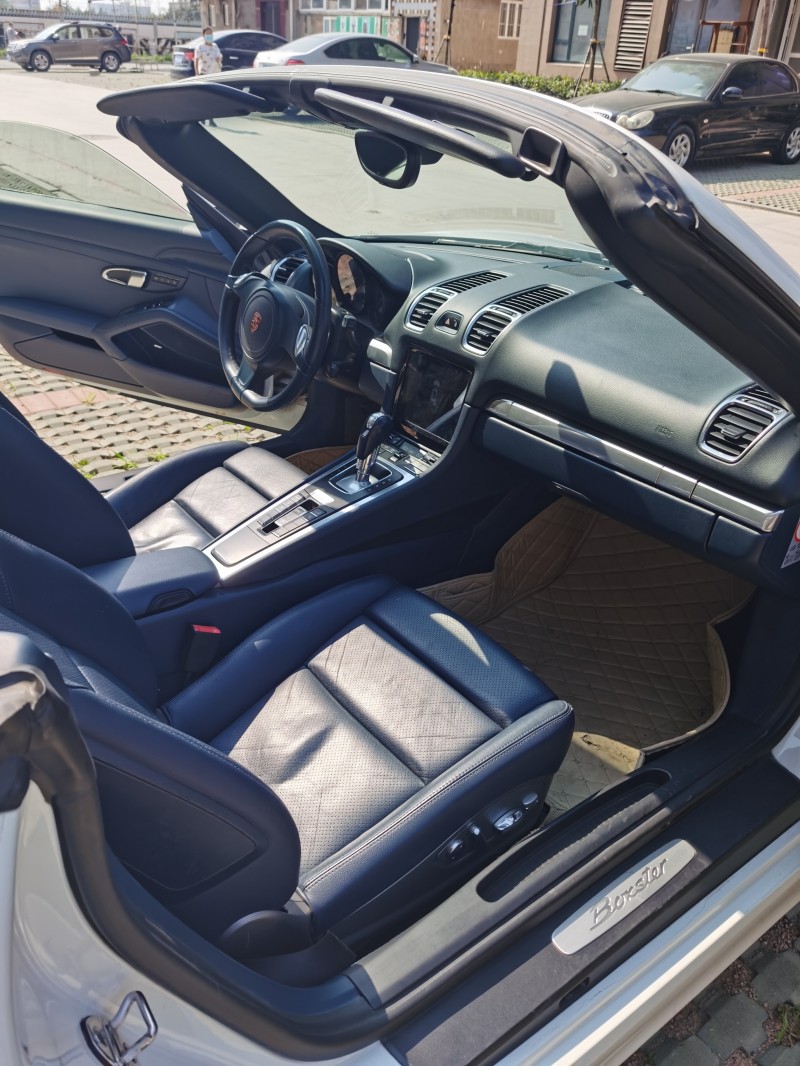 青岛13年保时捷Boxster2
