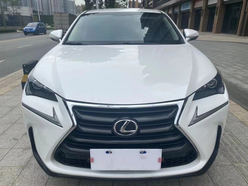 广州16年雷克萨斯NX1