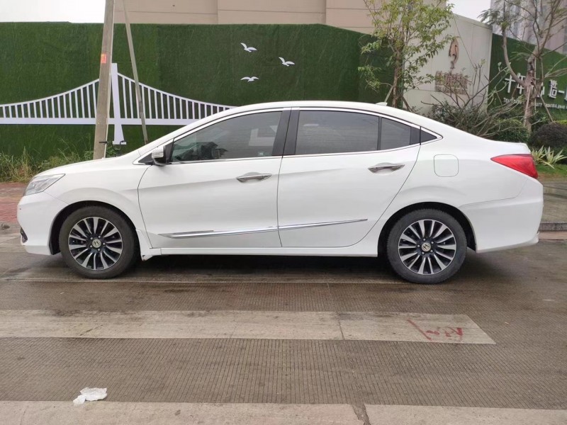 中山16年本田凌派9