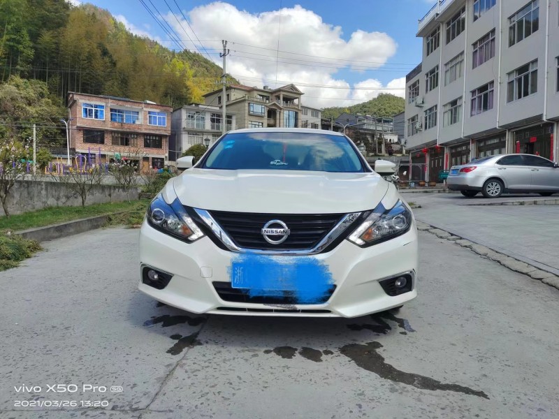 溫州17年日產天籟1