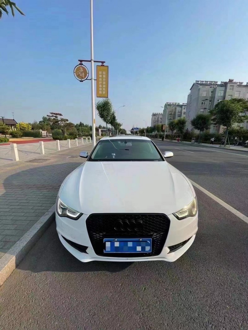 济宁14年奥迪A59