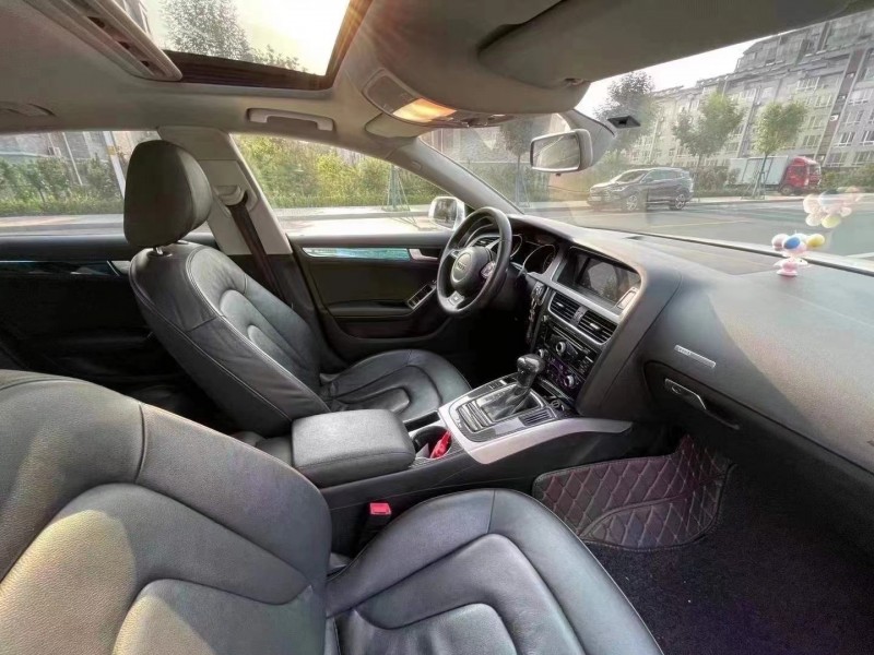 济宁14年奥迪A54