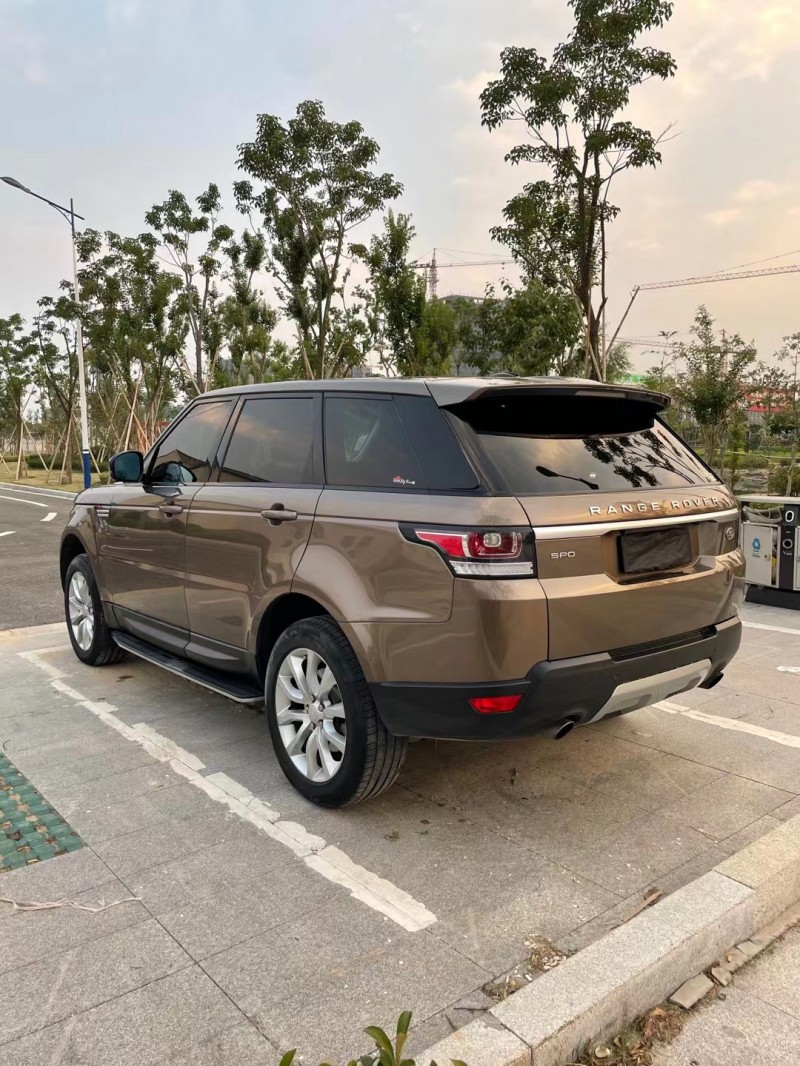 徐州14年路虎揽胜运动3