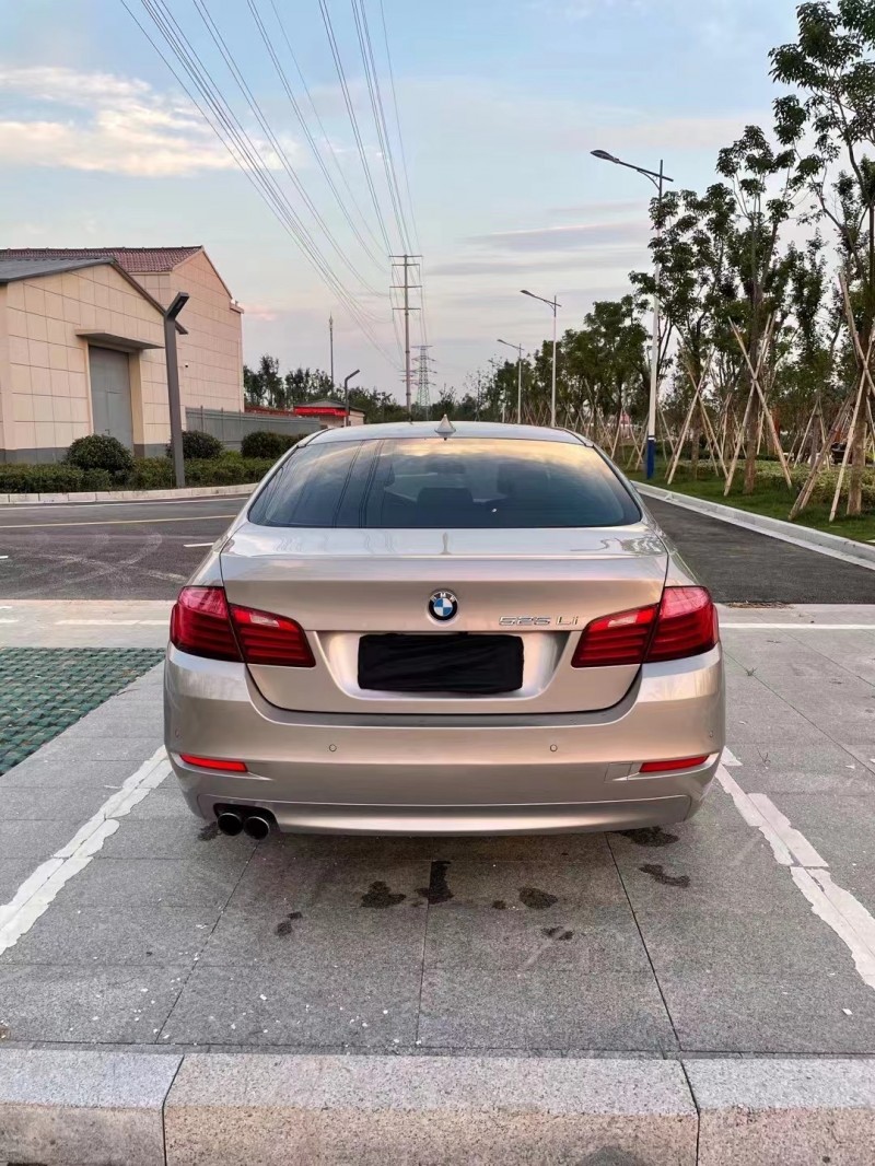 徐州抵押车16年宝马5系出售