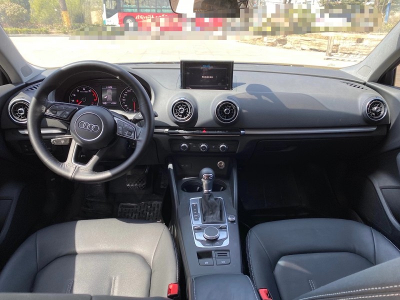 青岛20年奥迪A36