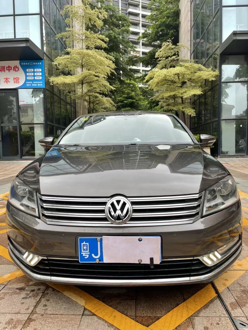 中山12年大众迈腾8