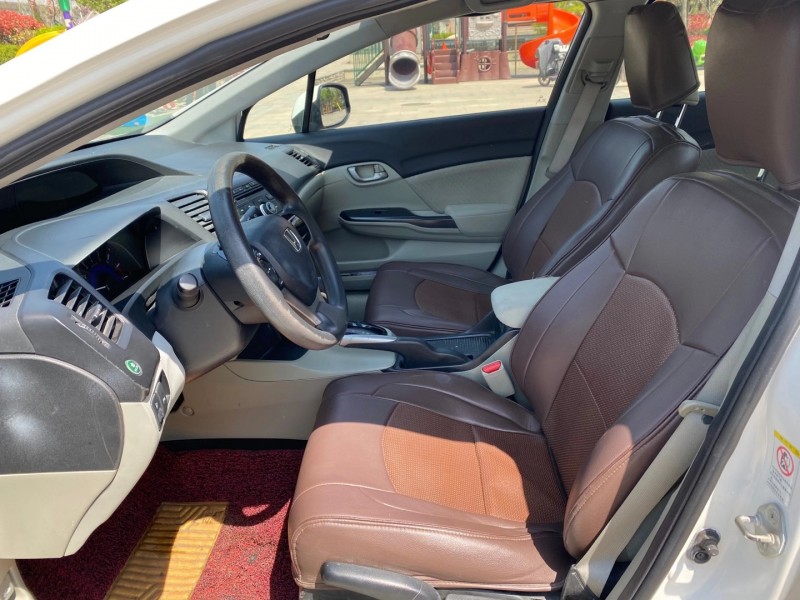 青岛15年本田思域5