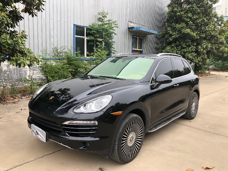 郑州14年保时捷卡宴7