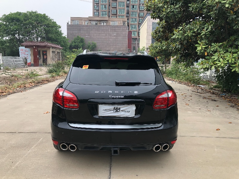 郑州14年保时捷卡宴8