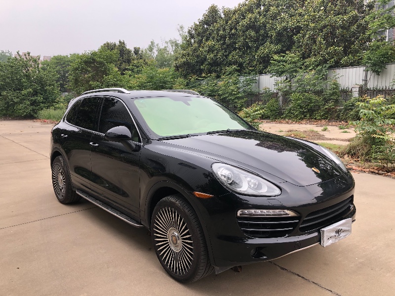 郑州14年保时捷卡宴5