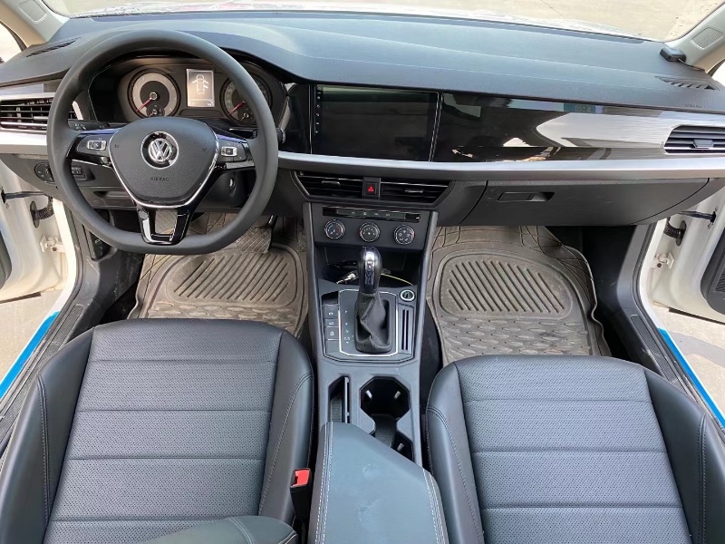 郑州20年大众朗逸4