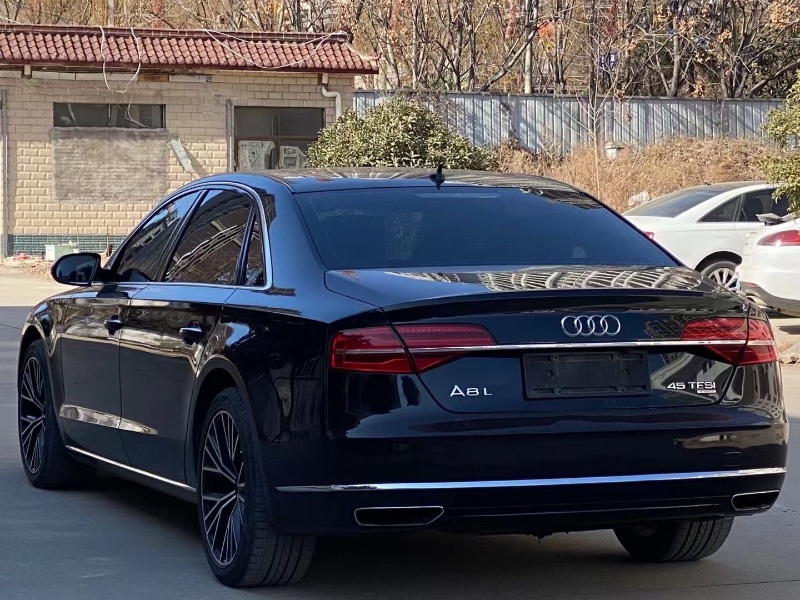 郑州15年奥迪A8L7