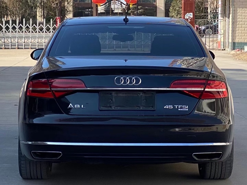 郑州15年奥迪A8L4