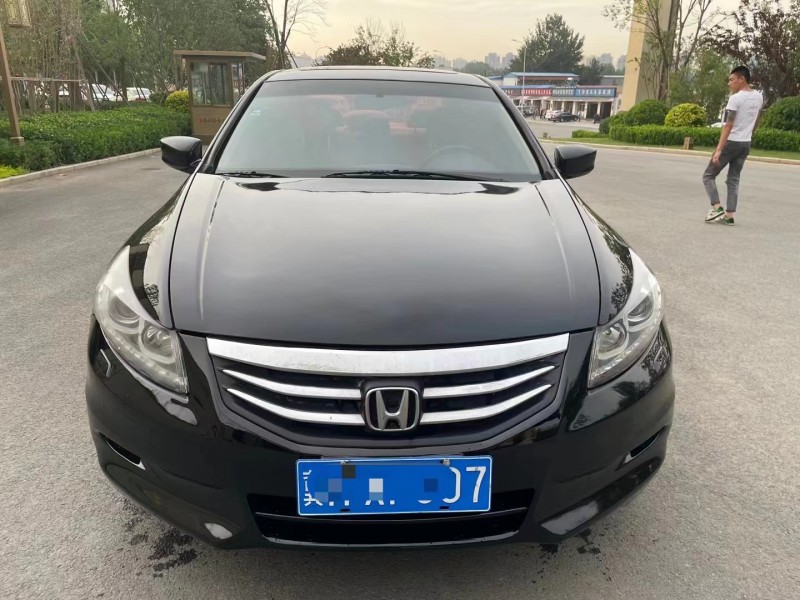 廊坊12年本田雅阁1