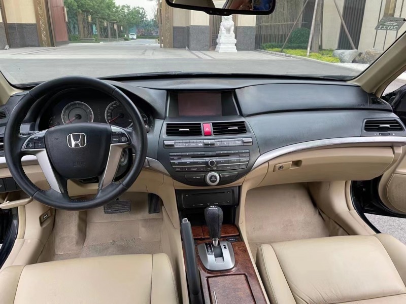 廊坊12年本田雅阁3