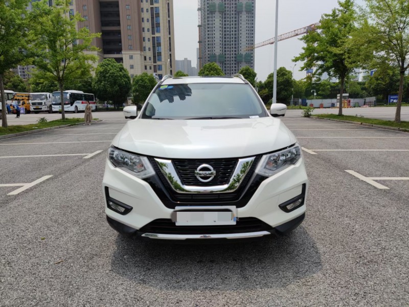 蘭州18年日產奇駿3