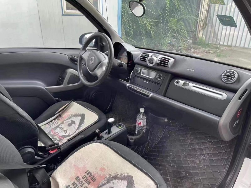 济宁14年奔驰smart5