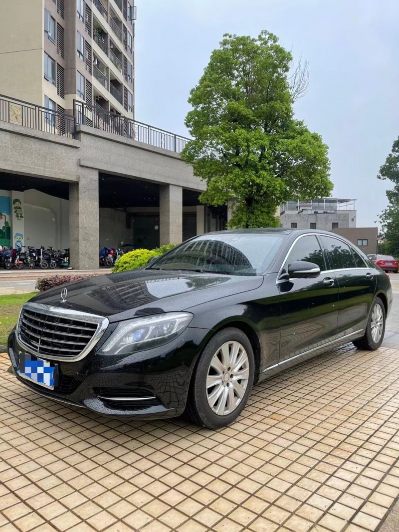 广州16年奔驰S8