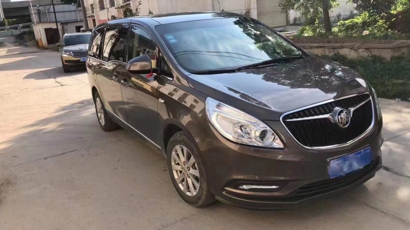 武汉17年别克GL88