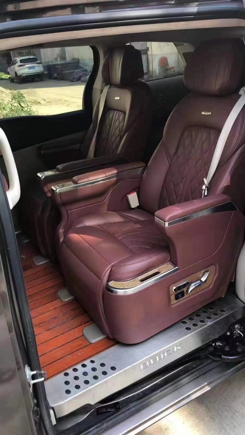 武汉17年别克GL86