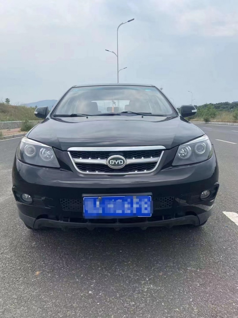 潍坊14年比亚迪S61