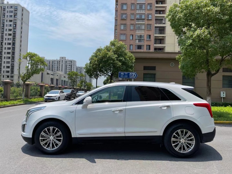 上海17年凱迪拉克XT56