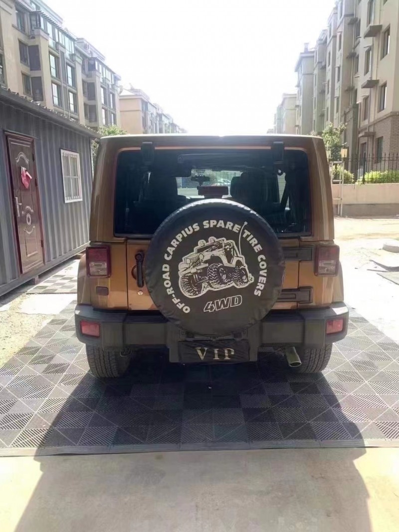 青島12年Jeep牧馬人8