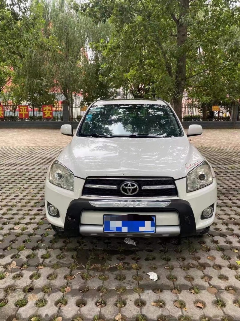 聊城11年豐田RAV4榮放9
