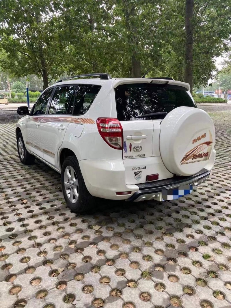 聊城11年豐田RAV4榮放2