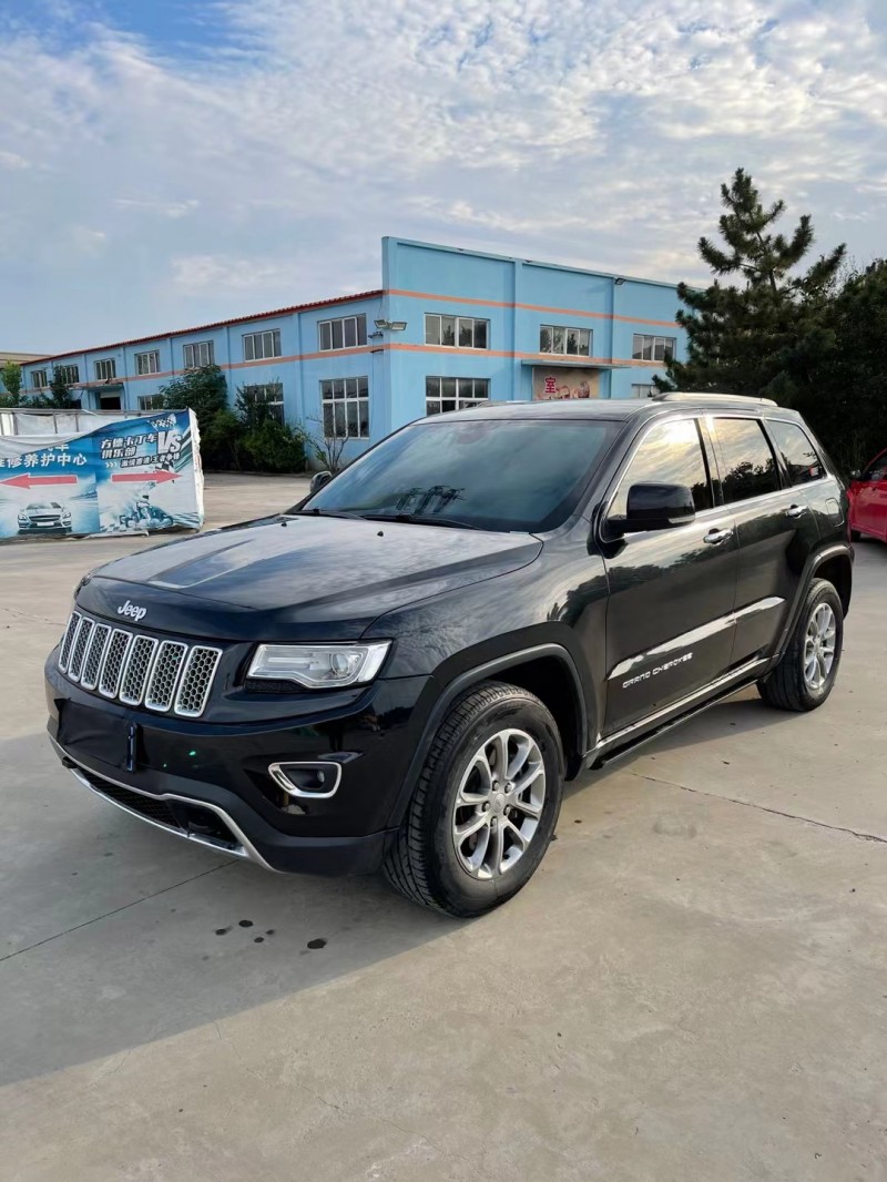 徐州17年Jeep大切諾基2