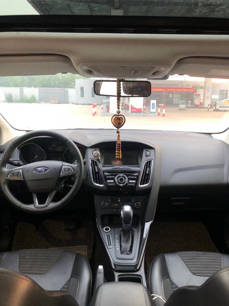 徐州16年福特福克斯5