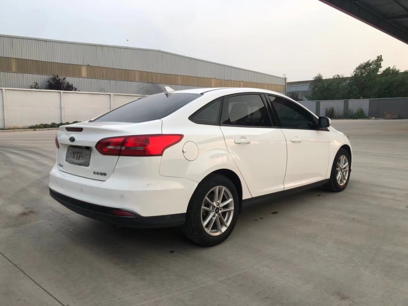 徐州16年福特福克斯2