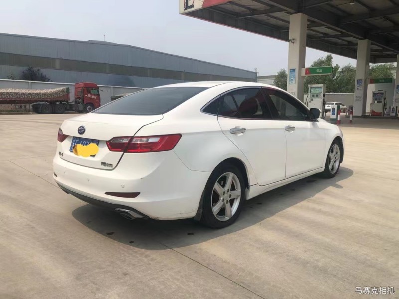 徐州17年奔騰B703