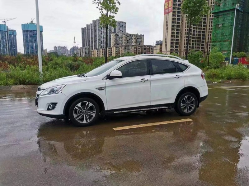 深圳17年纳智捷优6 SUV2