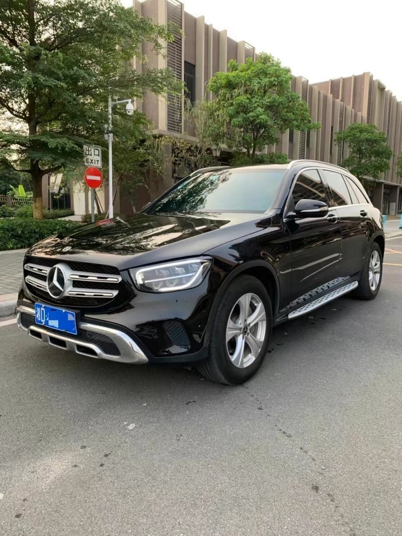 广州19年奔驰GLC2