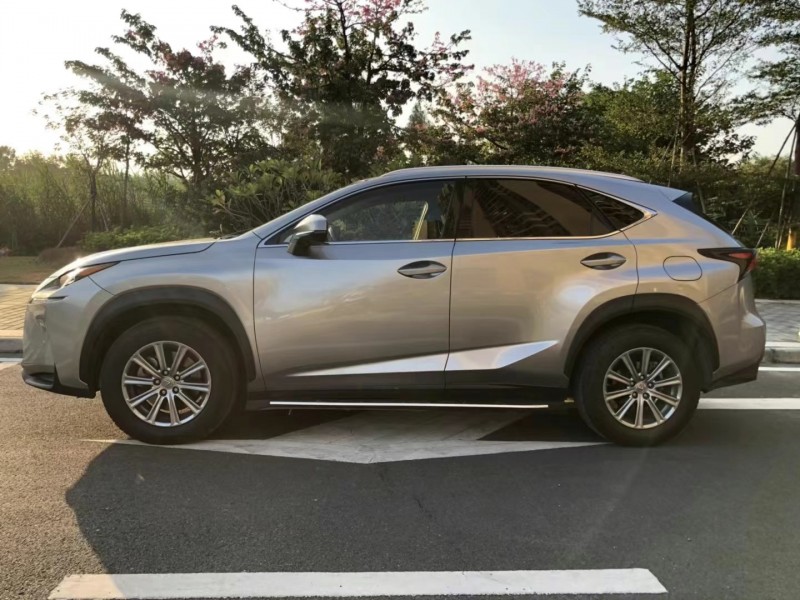 广州17年雷克萨斯NX3